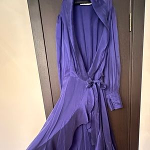 Zimmerman high low dress size 3. It’s a brand new dress never worn with out tags